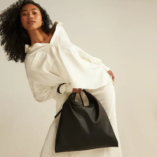 Black Hobo Tote Vegan”Like Dreams”