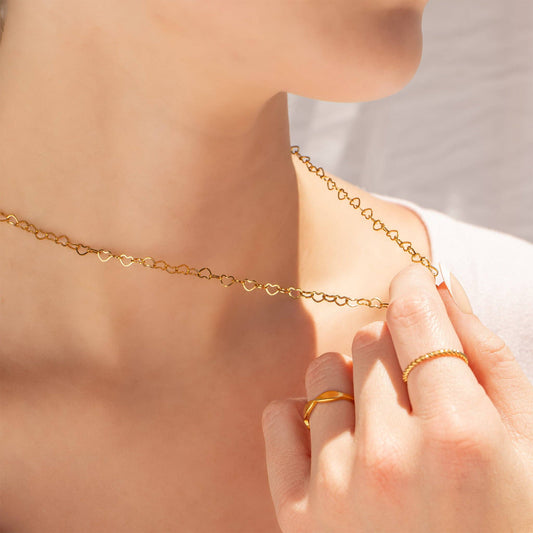 Beauty of small hearts Gold