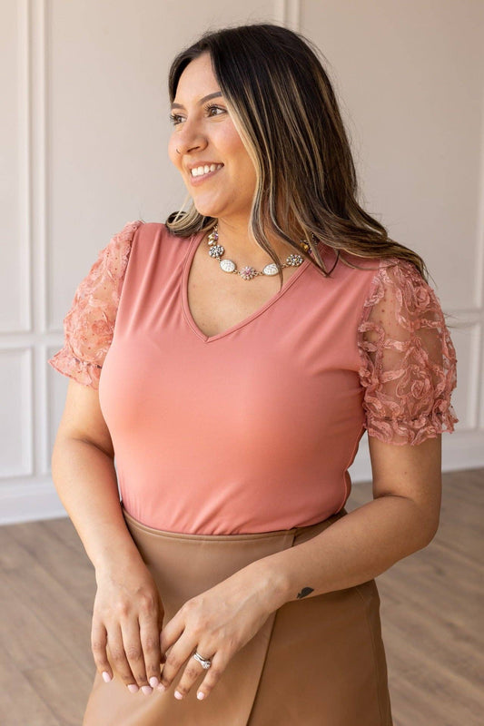 Rust Floral Sleeve Bodysuit
/ Medium