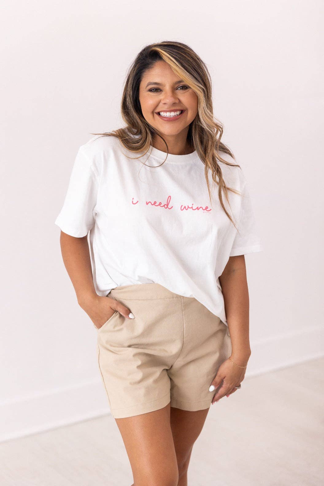 I Need Wine: White / XL