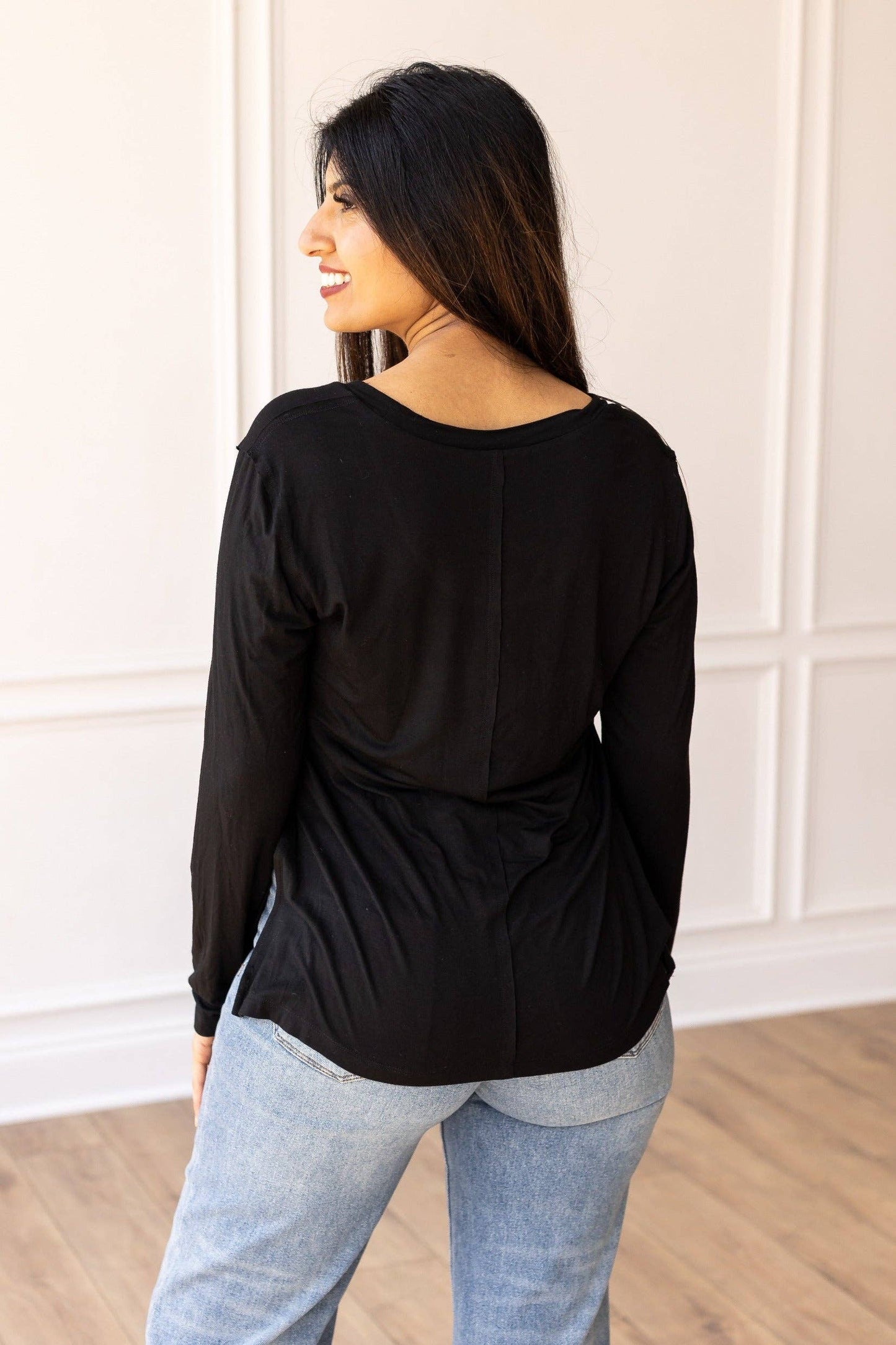 Long-sleeved Side Split Top Medium