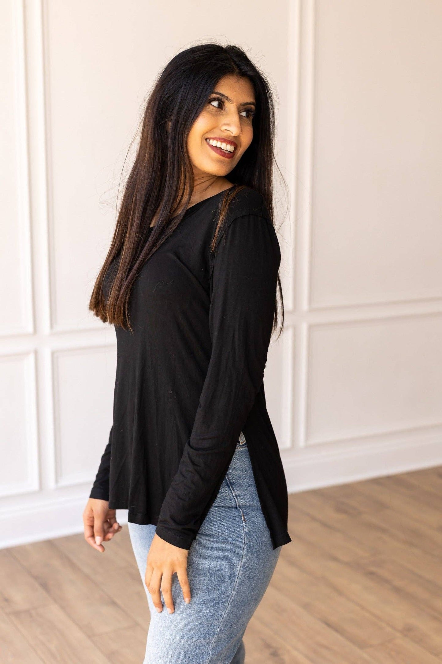 Long-sleeved Side Split Top Medium