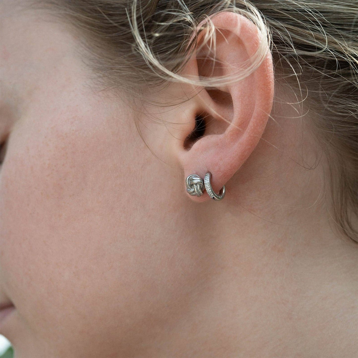 Small Hug Earrings